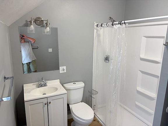 4th image of 129 Congress St #C