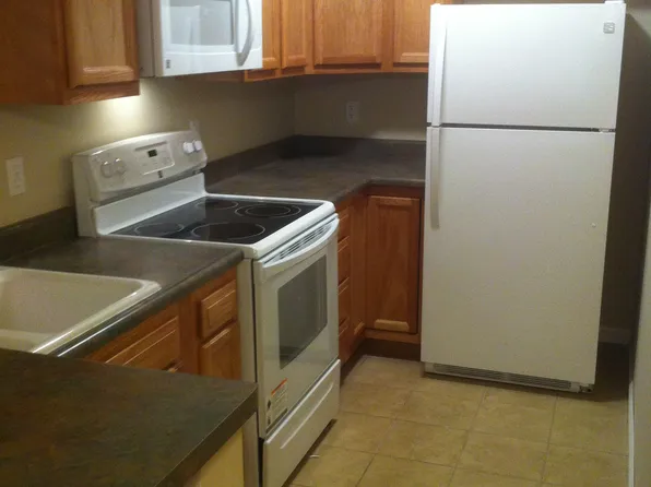 623 Hal Greer Blvd #4, Huntington, WV 25701