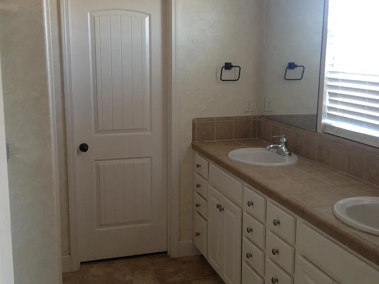4313 Bixby Way — Photo 12