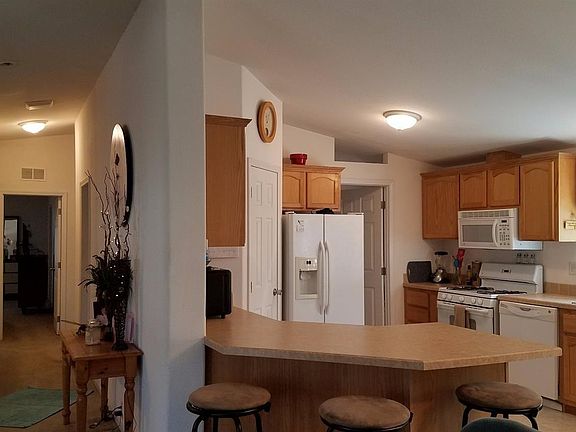 4th image of 1400 W Marlette St Spc 44