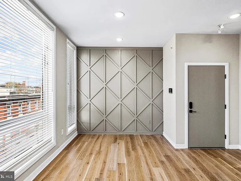 2409 N Hancock St #6 — Photo 14