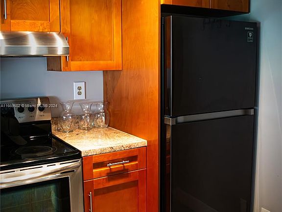 5th image of 13924 SW 93rd Ln #13924