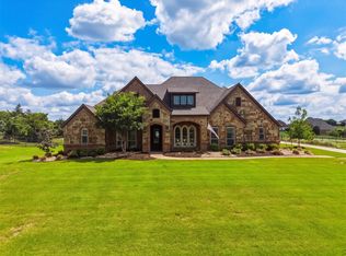 1232 Meredith Creek Ln, Fort Worth, TX 76179