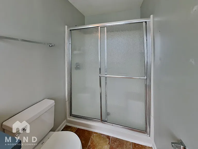 104 Carrington Dr — Photo 13