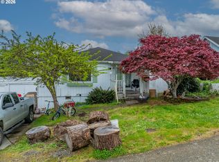1874 Willow St, Myrtle Pt, OR 97458