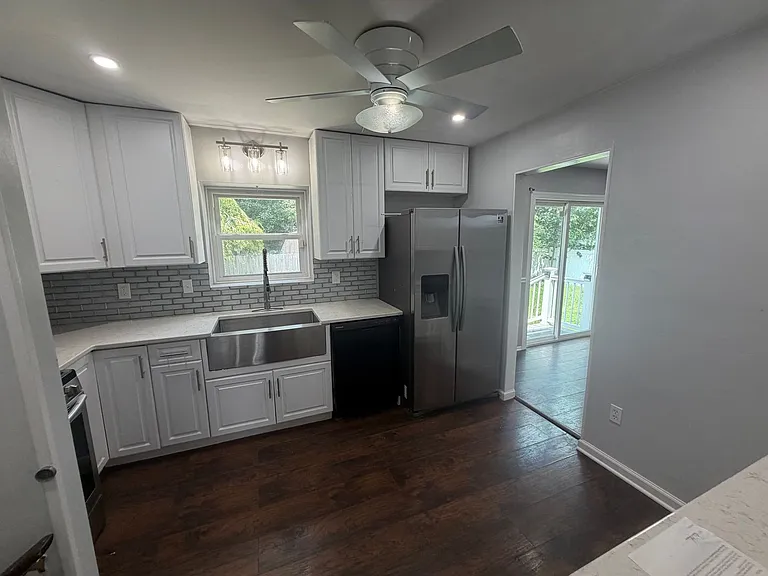 725 Birmingham Ave — Photo 17