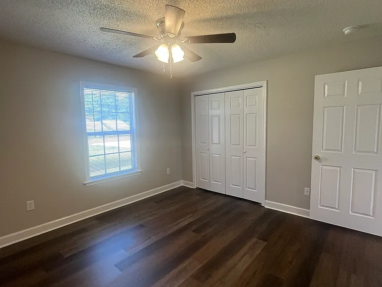 488-490 Bernice Snow Rd — Photo 5