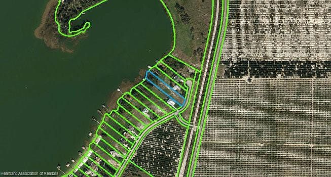 1st image of 123 S Bear Pointe Dr