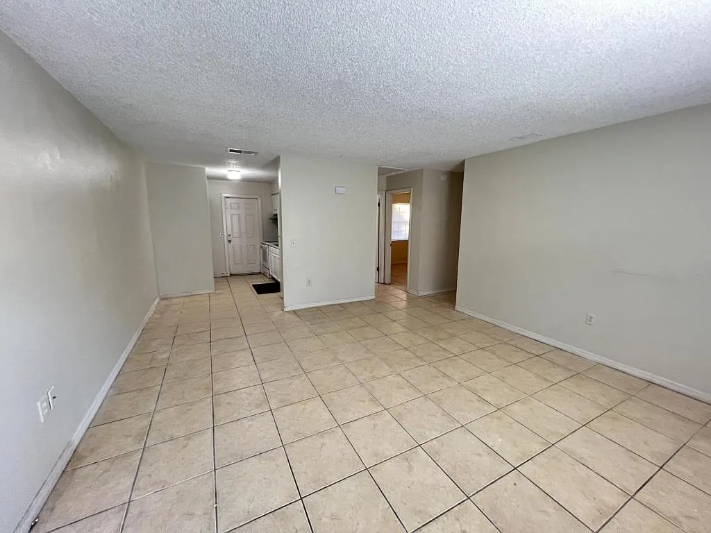 1087 Old South Lakeland, FL 33811 — Photo 2