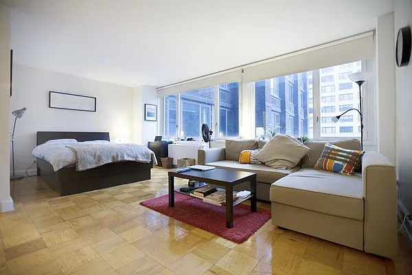 Rented by Avenues Real Estate | media 1
