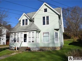 612 E 2nd St, Kennedy, NY 14747