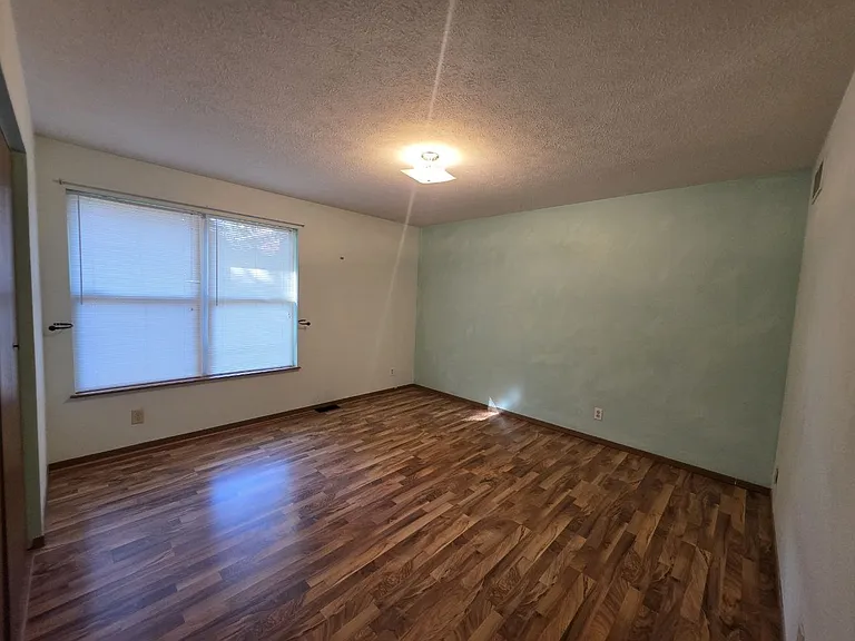 1st bedroom