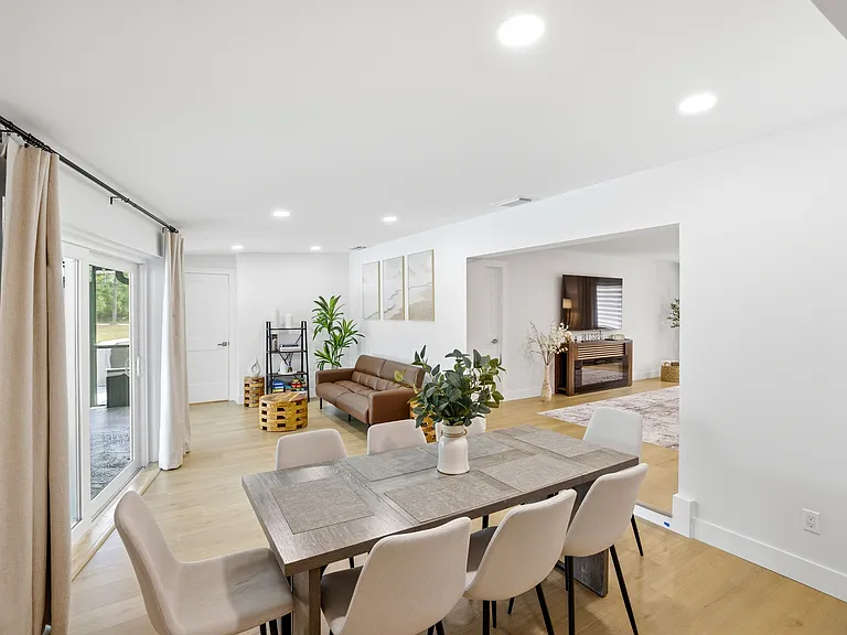 1530 Mackintosh Blvd — Photo 40