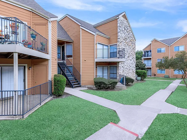 The Landing Apartments — Photo 37