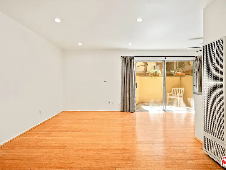 2311 4th St #114 — Photo 14