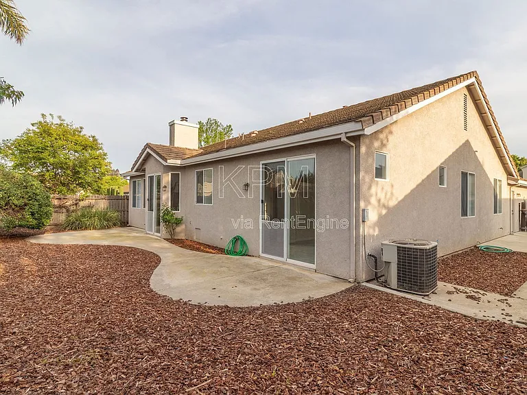 2609 Magnolia Ct — Photo 31