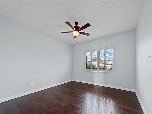 4th image of 8761 The Esplanade #8761-9