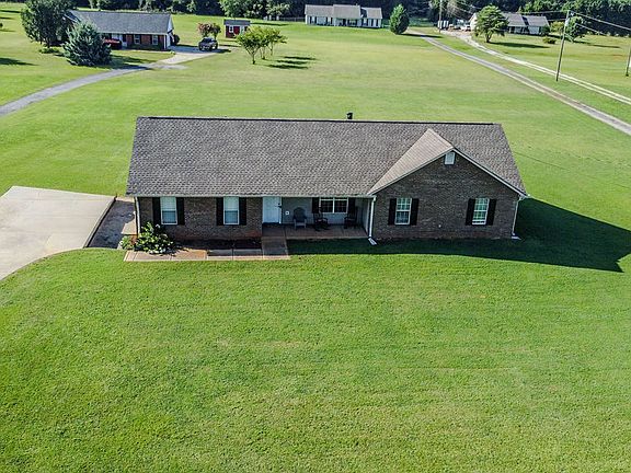 4th image of 309 Snapping Shoals Rd