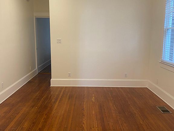 5th image of 3908 Canal St #B