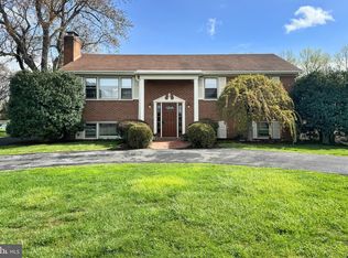 40104 Mount Gilead Rd, Leesburg, VA 20175