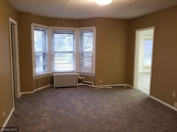 4th image of 2409 Taylor St NE
