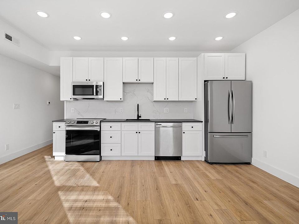 1st image of 4117 Westminster Ave #2B