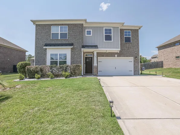 640 Stoneywater Ct, Elgin, SC 29045