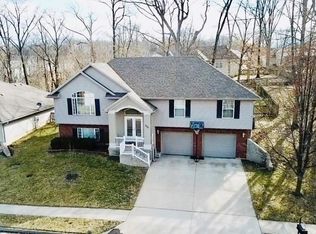 700 Wolf Trl, Columbia, MO 65201