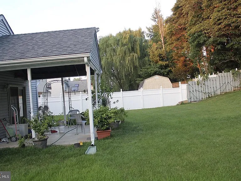 2019 Chatham Dr — Photo 13