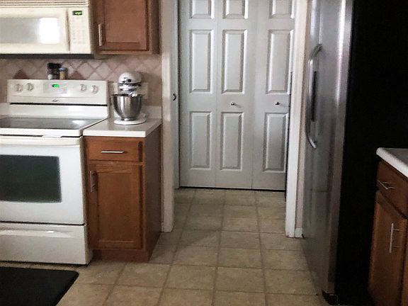 5th image of 3822 Stanton Hall Pkwy