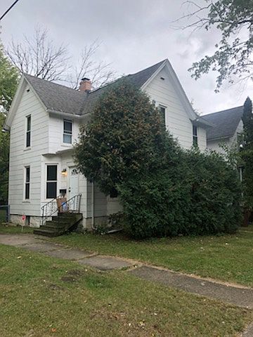 1st image of 1043 Woodlawn Ave #17-1