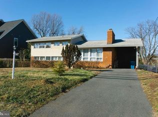 6714 Old Chesterbrook Rd, Mc Lean, VA 22101