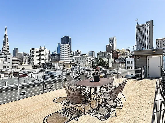 939 Jackson St #303 — Photo 23