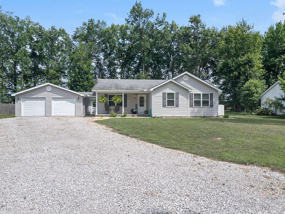 1st image of 112 Aaron Dr