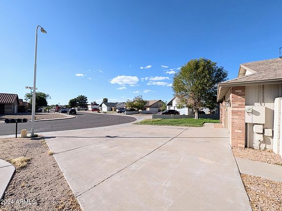 5th image of 12831 N 79TH Drive