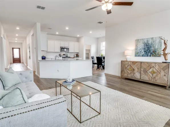 1005 Manuel Dr, Fate, TX 75087