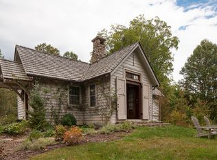 3038 Breedlove Rd, Glenville, NC 28736