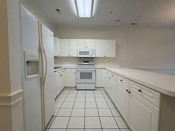 2nd image of 9113 Meadow Vista Rd