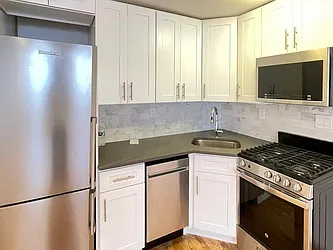 Rented by Silver Line Realty Group NY LLC
