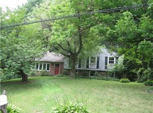 402 Diane Dr, West Chester, PA 19382