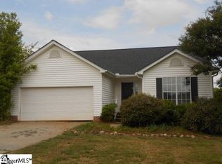 9 Idle Ln, Fountain Inn, SC 29644