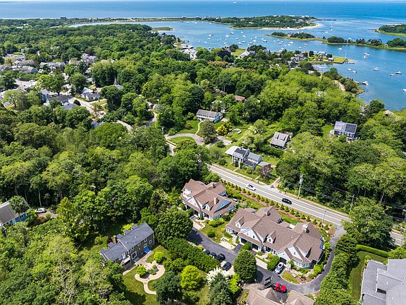 4th image of 10 Westmoreland Drive