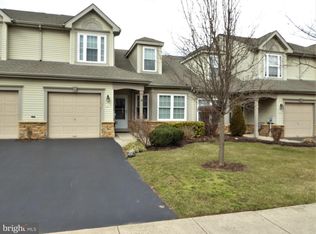 17 Pizzullo Rd, Hamilton, NJ 08690