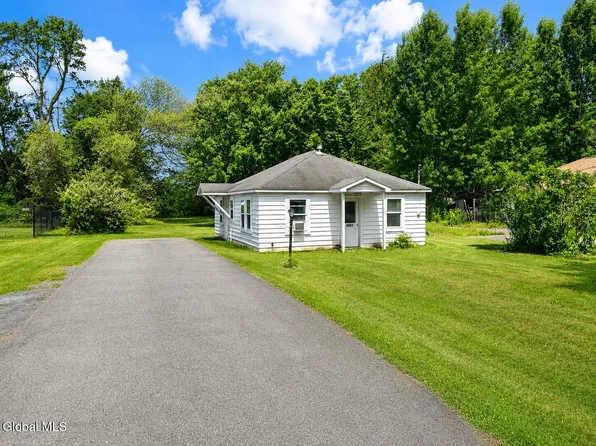 6963 Fuller Station Road, Schenectady, NY 12303
