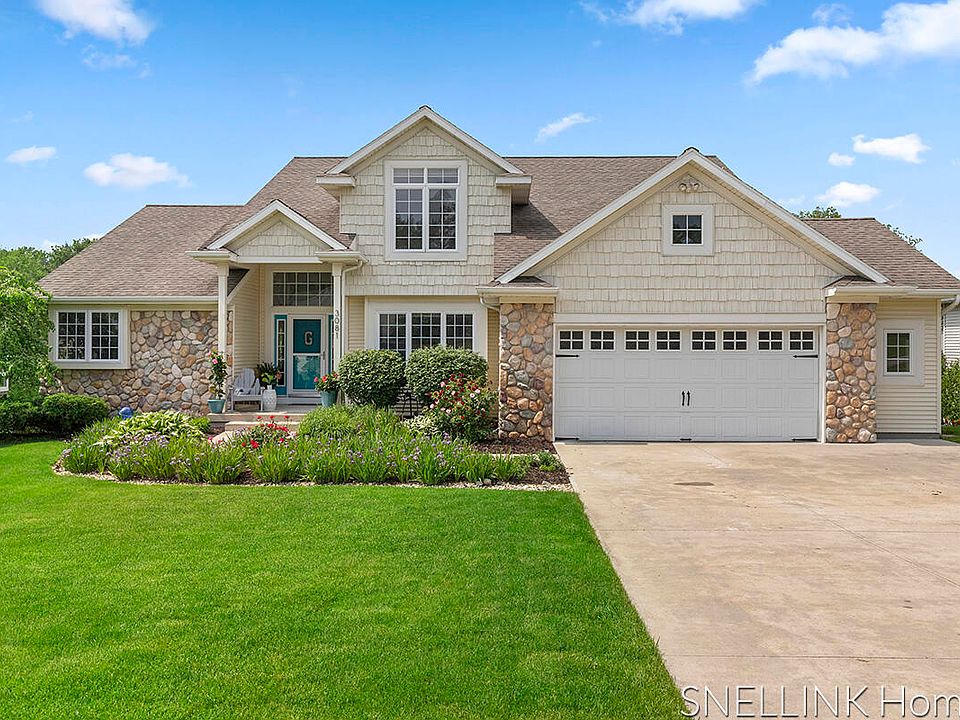 1st image of 3081 Royal Hannah Dr NE