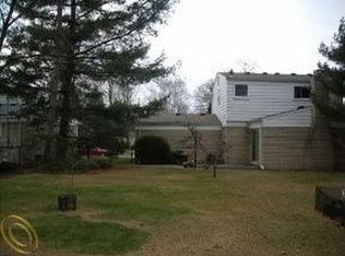 11532 Parkview Dr, Plymouth, MI 48170
