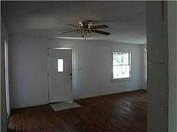 2nd image of 100 16th Ave N
