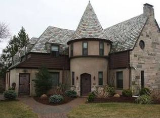 745 Queen Anne Rd, Teaneck, NJ 07666