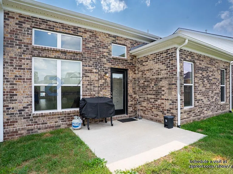 203 Hudson Dr — Photo 32