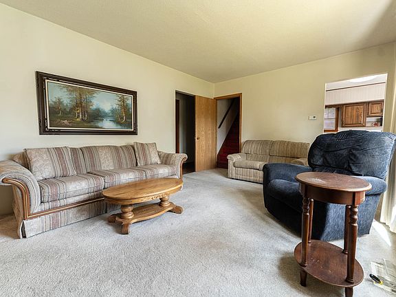 4th image of 1816 Goodland Ave